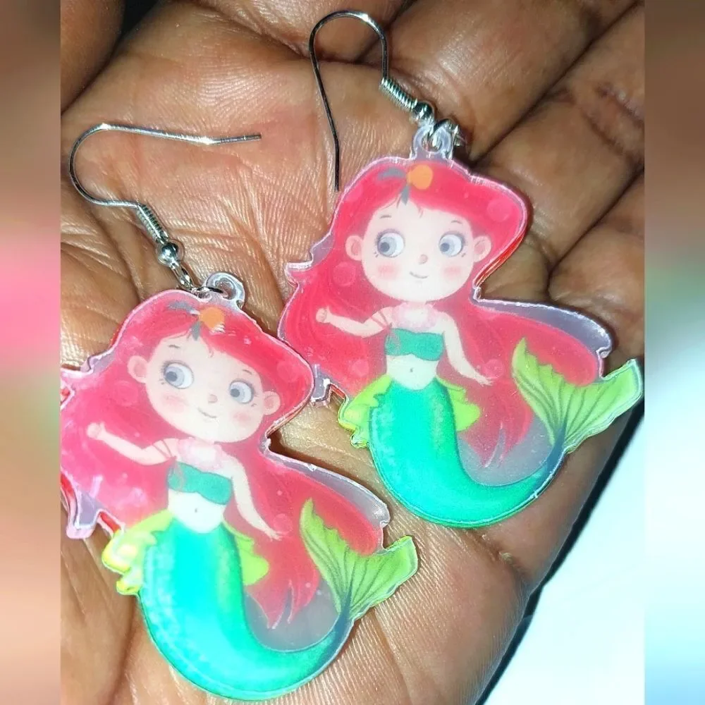Super cute mermaid earrings